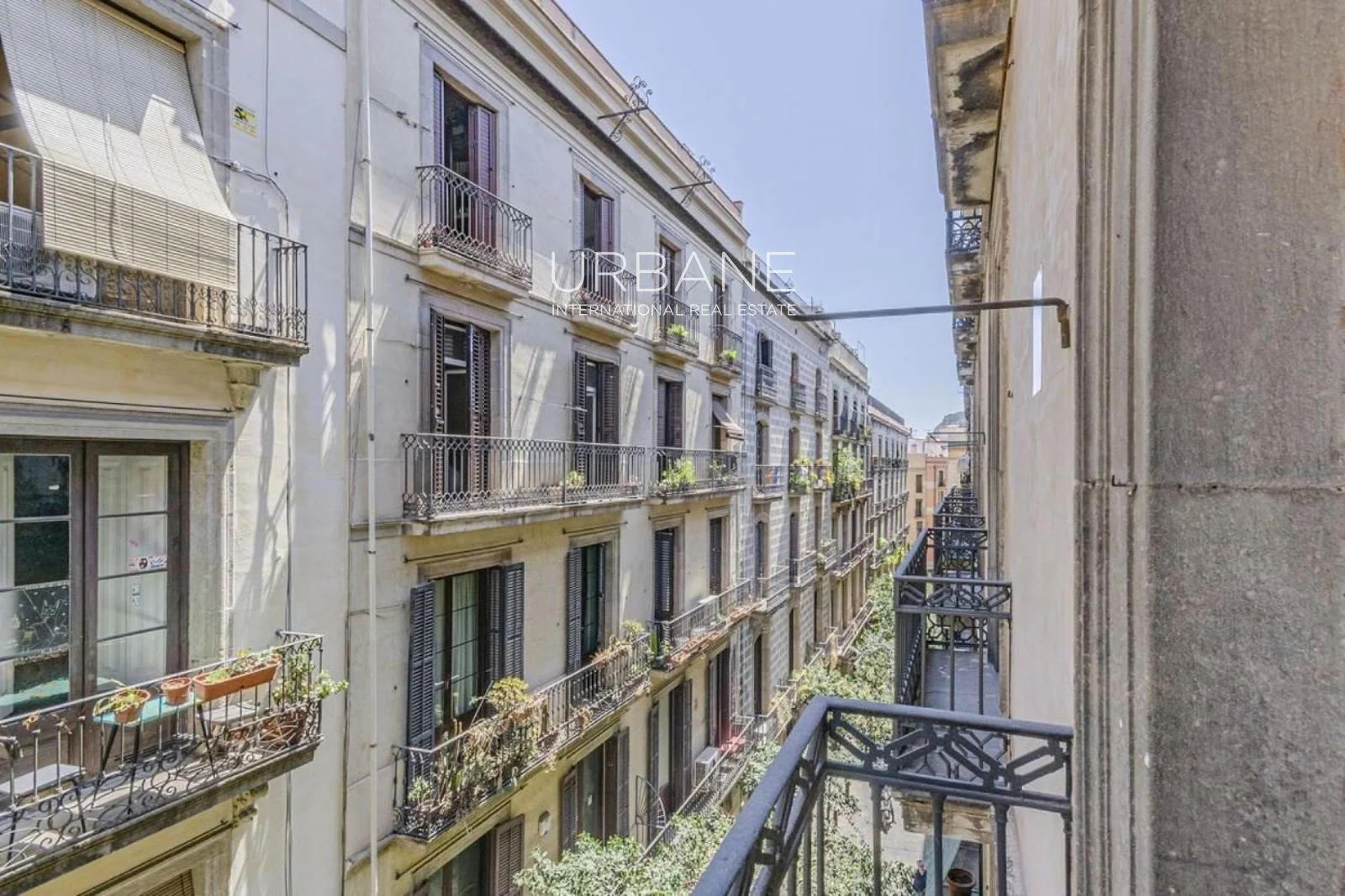 Casa Palau 5 Barcelona